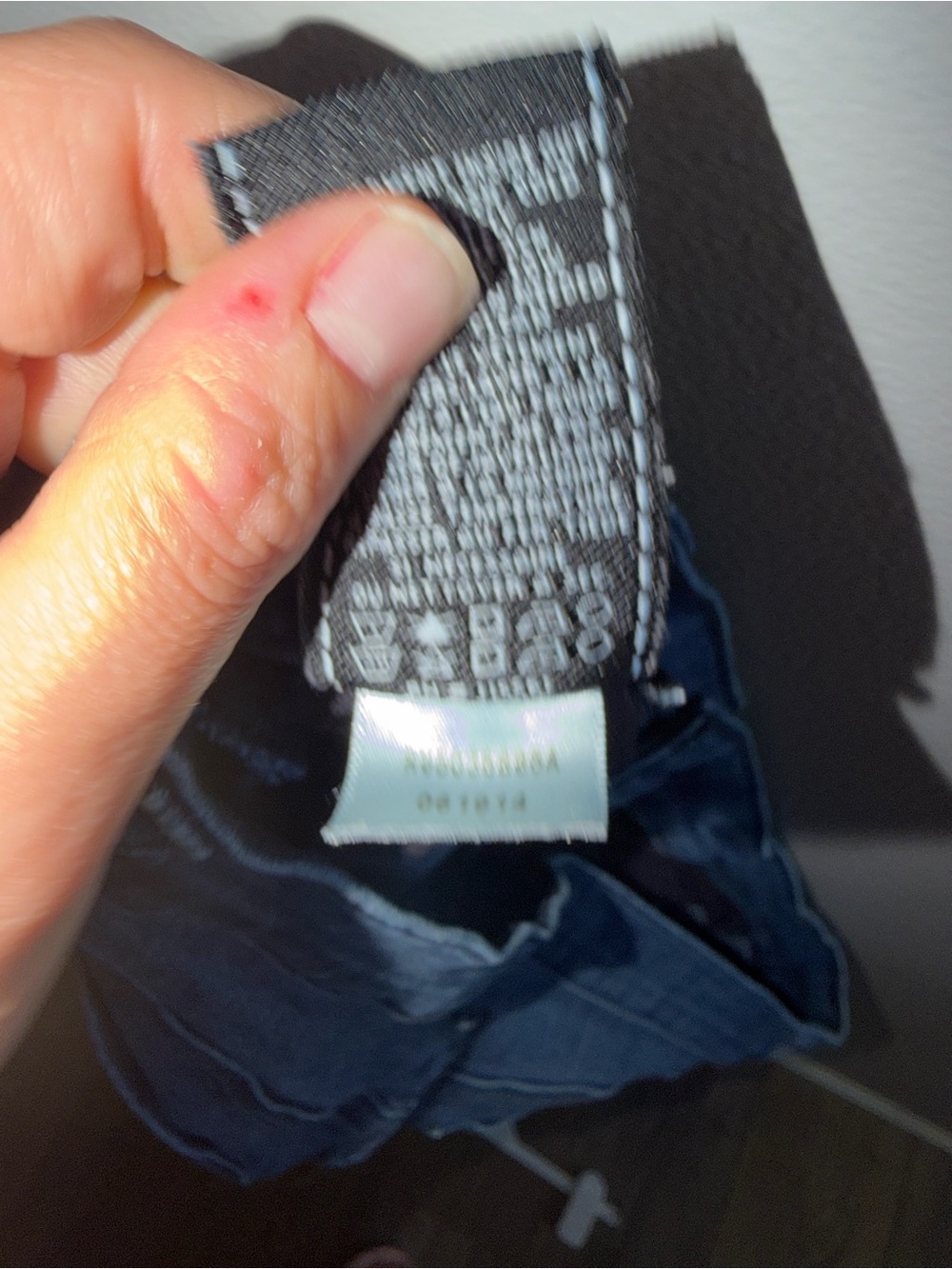7 For All Mankind Dark Blue Denim Rolled Cuff Shorts - Picture 4 of 6